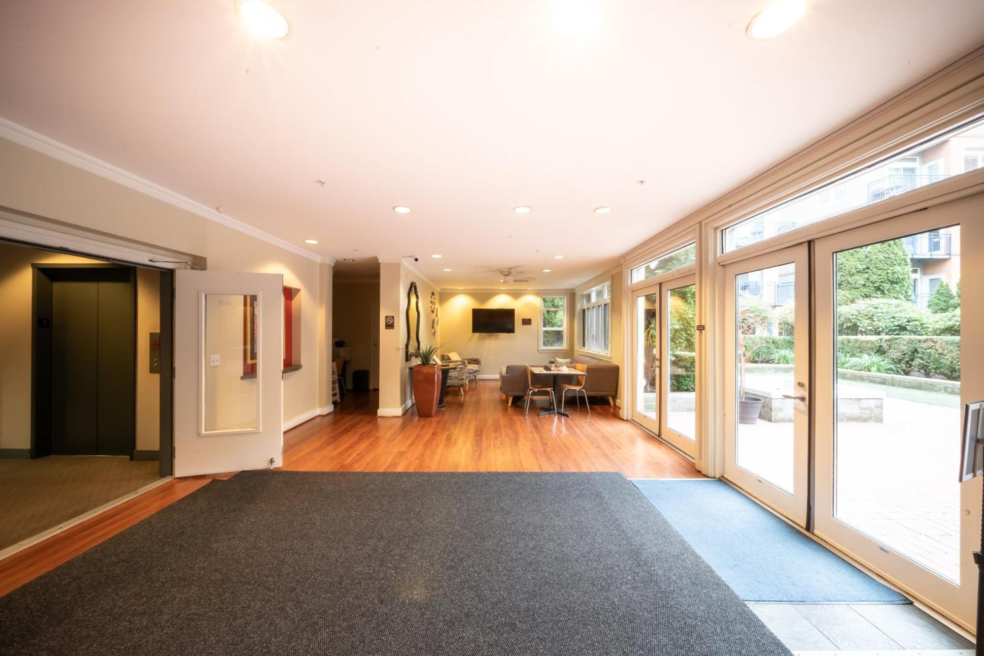 Modern Downtown Top Floor Penthouse With Bay Views 西雅图 外观 照片