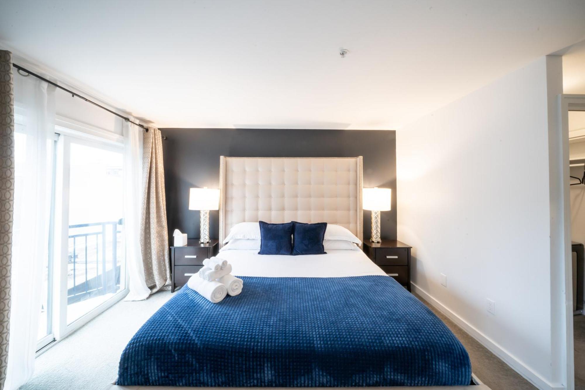 Modern Downtown Top Floor Penthouse With Bay Views 西雅图 外观 照片