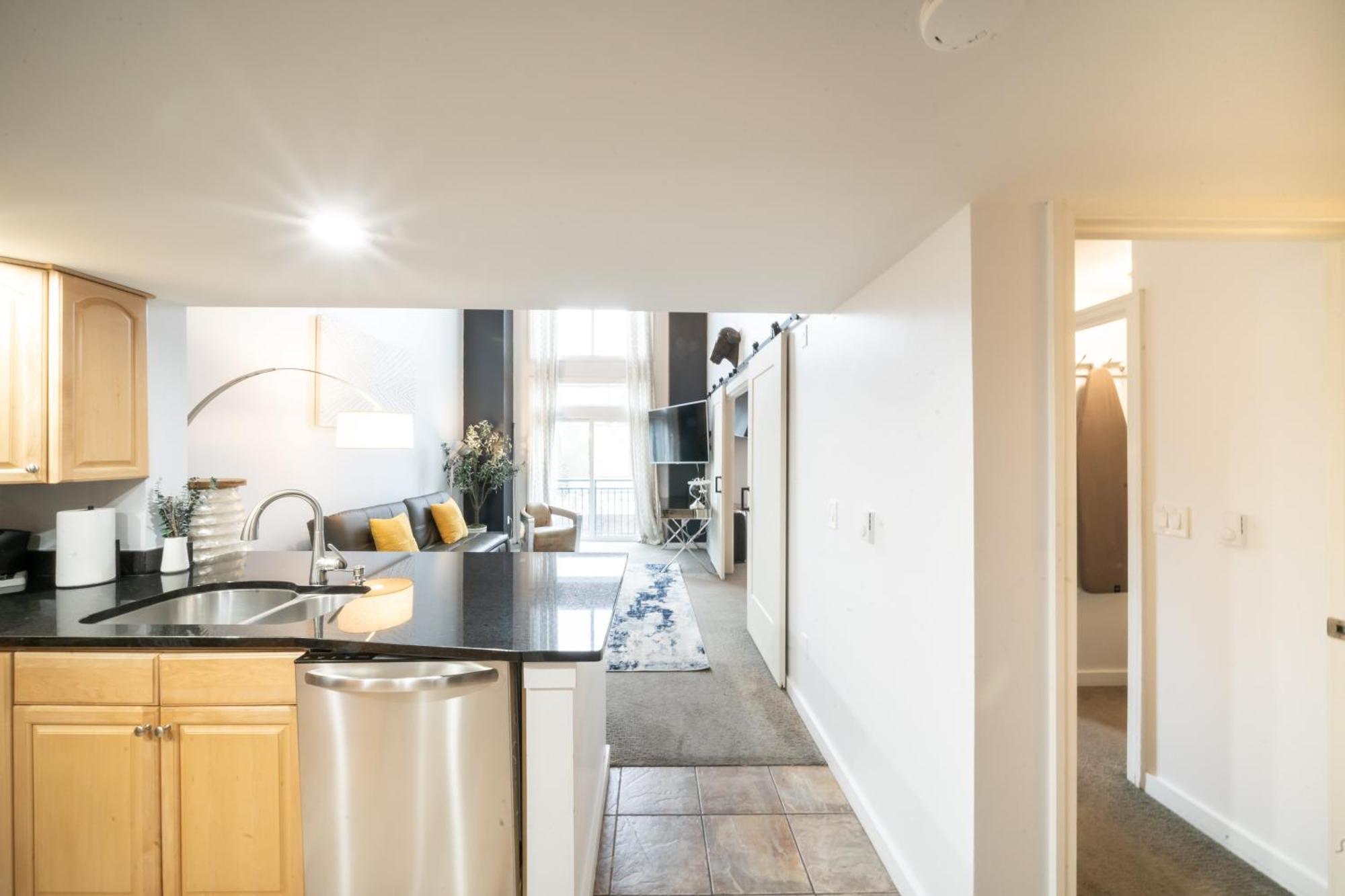 Modern Downtown Top Floor Penthouse With Bay Views 西雅图 外观 照片